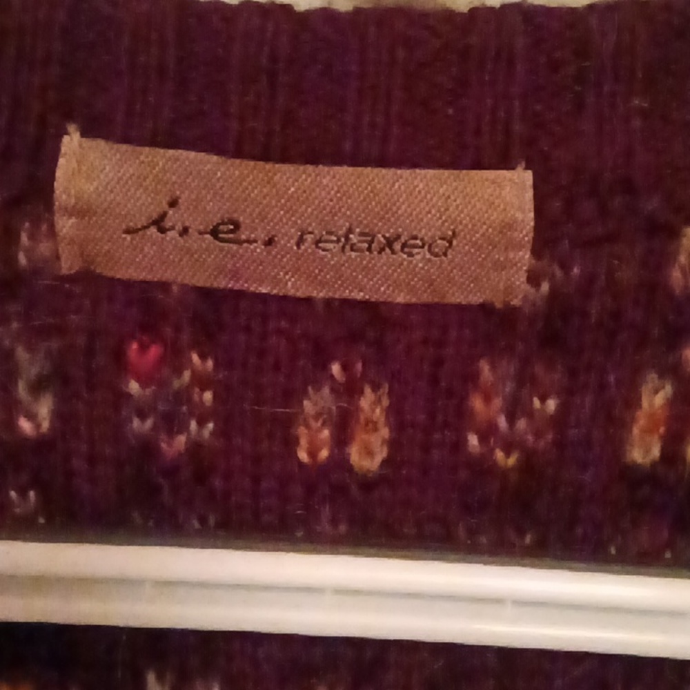 Sweater - Picture 3 of 3
